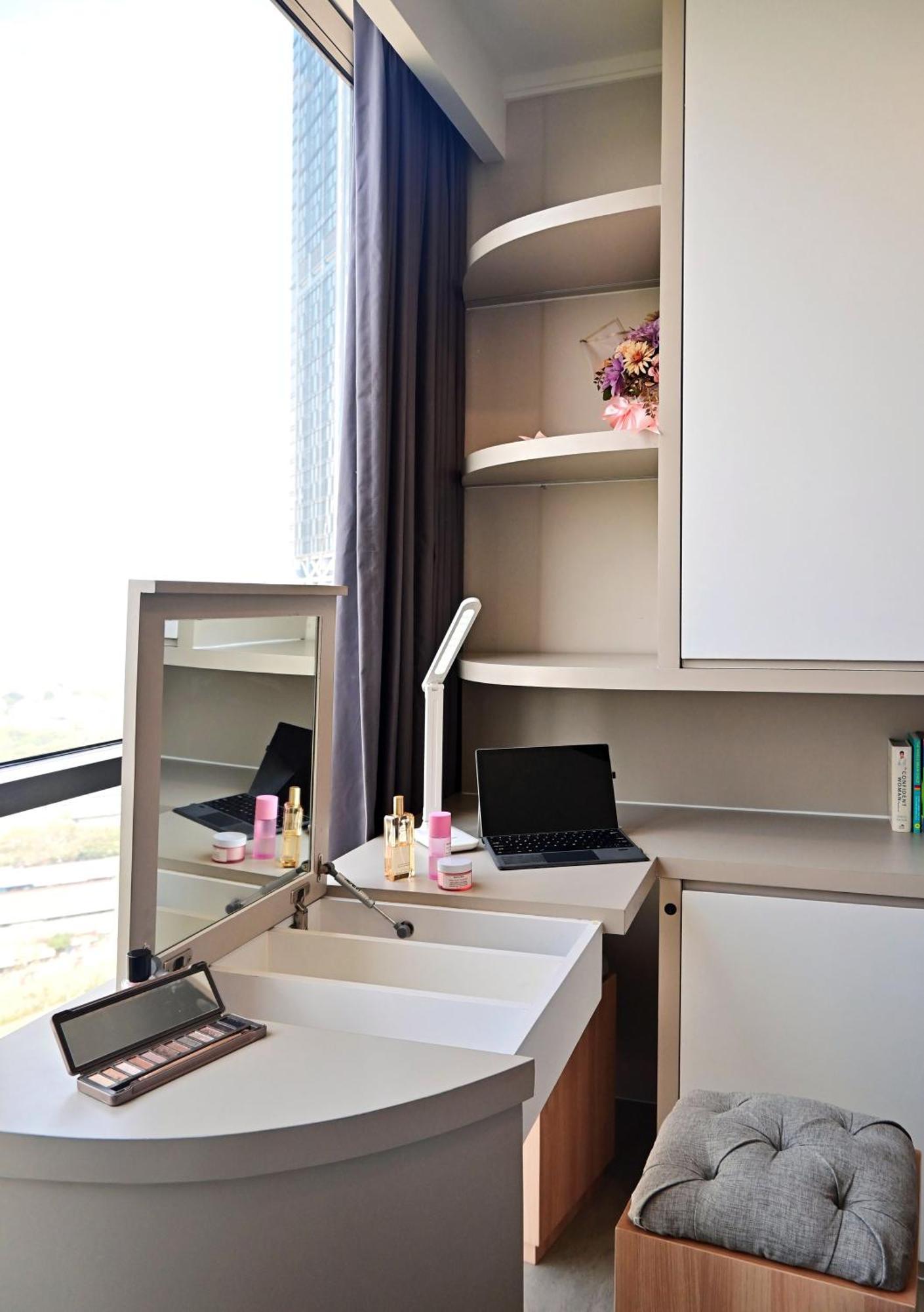 Brand New 2Br Apt Menara Jakarta, Jkt Inter Expo Daire Dış mekan fotoğraf